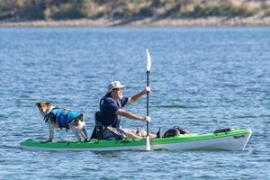 EQUIPO Y ACCESORIOS IMPRESCINDIBLES PARA KAYAK HINCHABLE