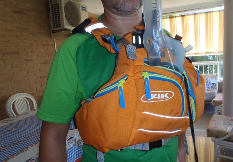 WHAT TO CARRY HANDY IN YOUR PFD 1 que llevar a mano en el chaleco